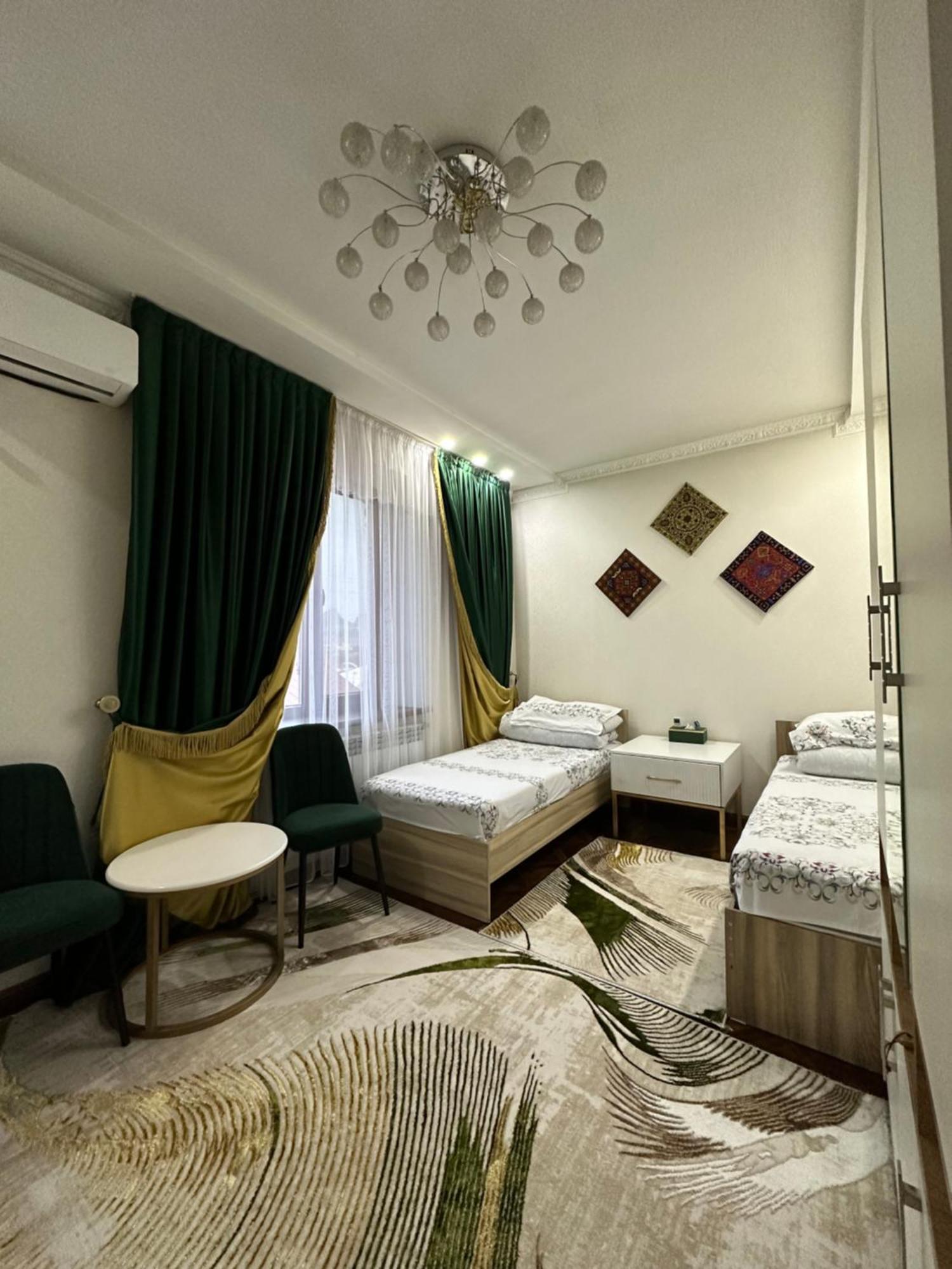 Sultan Saray Osh Exterior foto
