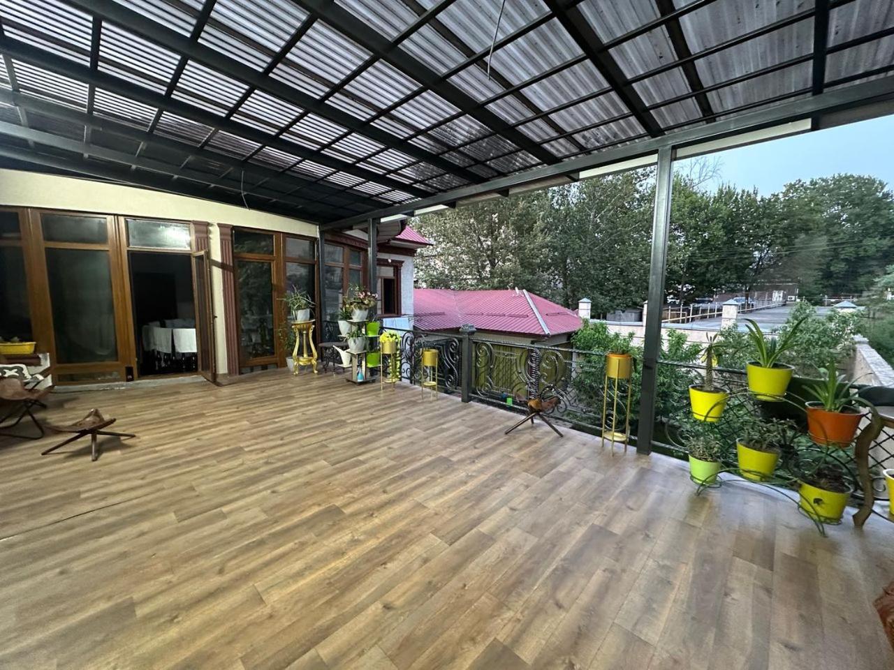 Sultan Saray Osh Exterior foto
