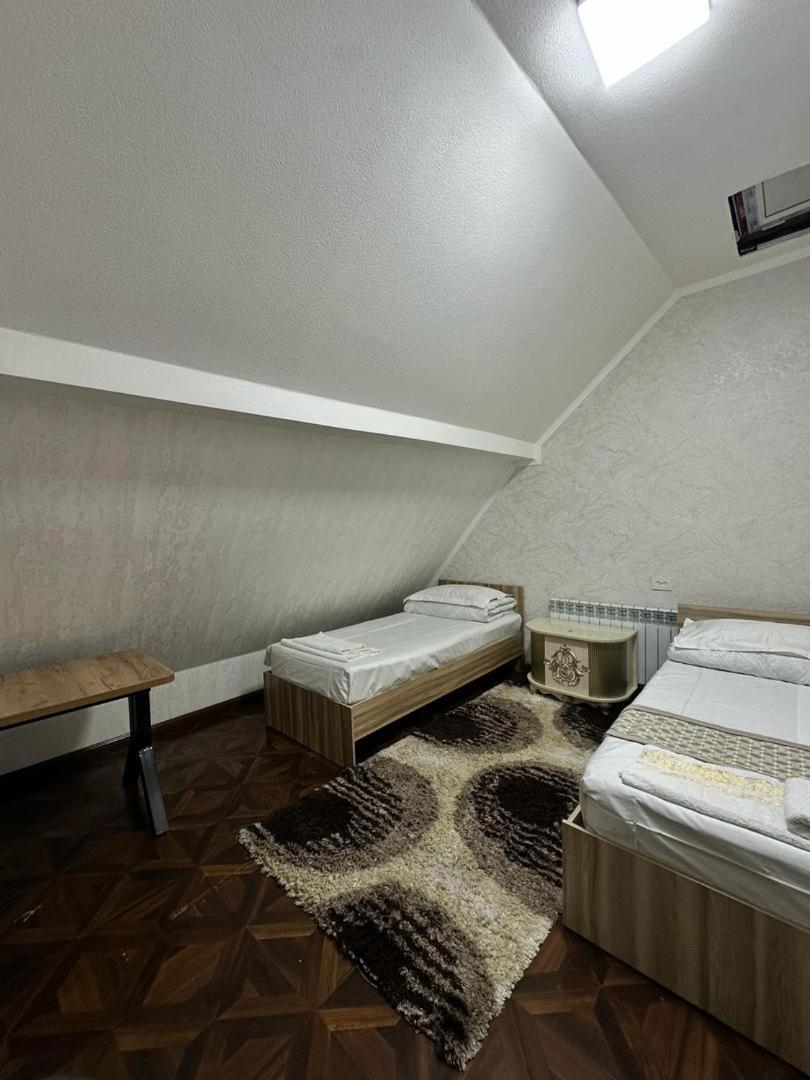 Sultan Saray Osh Exterior foto